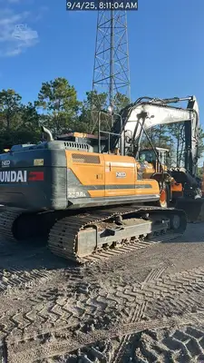 Used 2024 HYUNDAI HX220AL Crawler Excavators Florida US | National Equipment Dealers #1422313