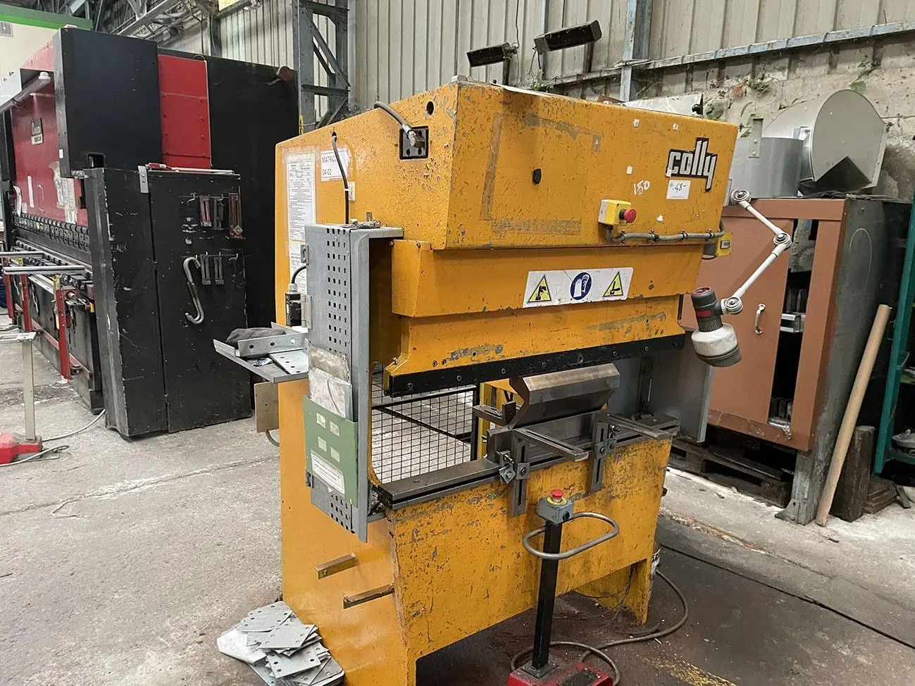 USED COLLY 30 TON X 1250 MM