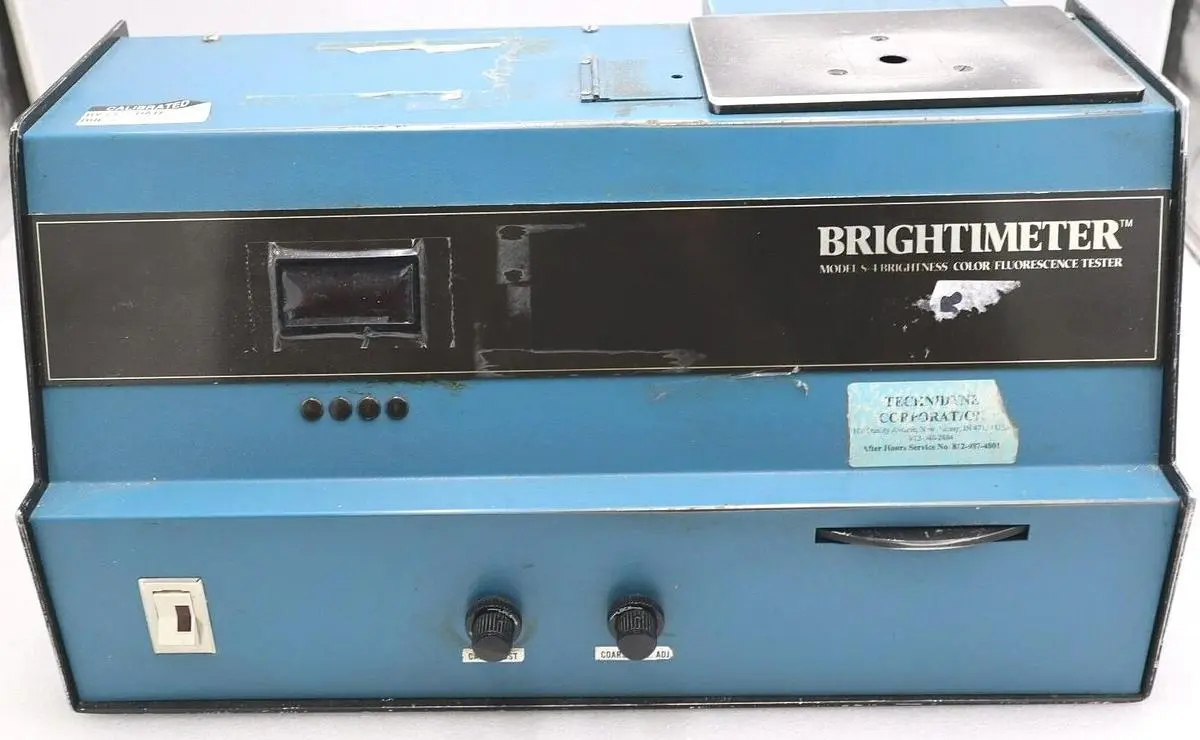 Used _UNKNOWN_ _UNKNOWN_ Spectrophotometer (UV-Vis, Fluor) Pennsylvania US | Global Equipment International, LLC #1432229