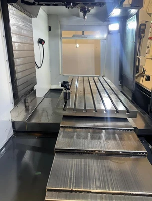 Haas VF-3YT Machining Centers & Milling Machines | Amiron Machinery (13)