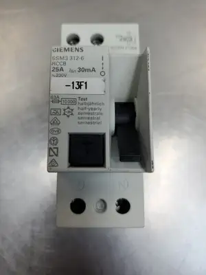 USED Siemens 5SM3 312-6 RCCB Circuit Breaker, 25A, 230VAC