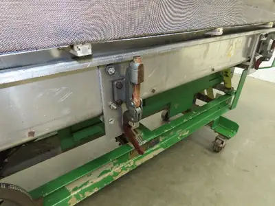 Used CARDWELL _UNKNOWN_ Vibratory Conveyors Indiana US | Arrow Industrial #1368025
