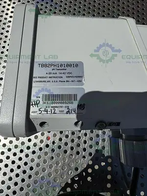 USED ABB TB82PH1010010 CONDUCTIVITY TRANSMITTER 4-20 MA W/ SENSOR