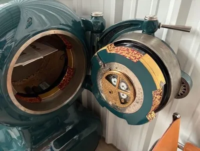 Diebold Cannonball Safe | Midstate Machinery (1)