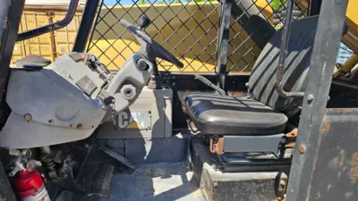USED 2000 Caterpillar TH83