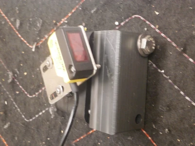 USED Banner QS18VP6AF100Q5 WITH PARTS