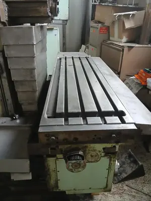 Used 1988 TOS FGS 32/40 Vertical Mills CZ | Amaron s.r.o. #1056765