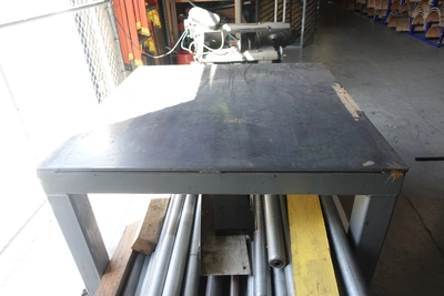 Used _UNKNOWN_ _UNKNOWN_ Welding Tables California US | Capital Recovery Group #1546031