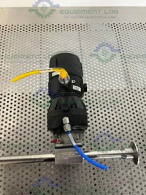 USED ITT PURE-FLO A208 DIAPHRAGM 4-WAY VALVES 90PSI W/ 3/4" AND 1" SANITARY FITTINGS