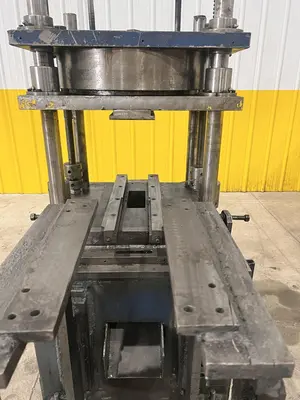 7 TON AIRAM PNEUMATIC AIR CUT OFF PRESS: STOCK #21100