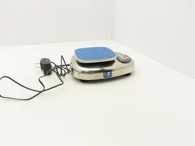 A&D HL1000WP Stainless Washdown Digital Portion Scale 2.2Lb 1000g