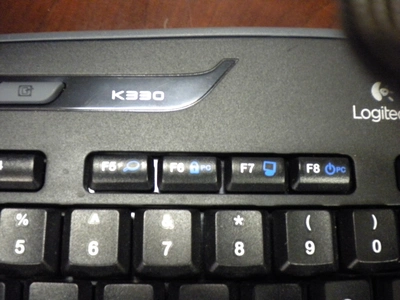 USED Logitech K330