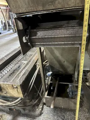 40' X 16" JORGENSON MOTORIZED CHIP CONVEYOR: YOBRO #24160