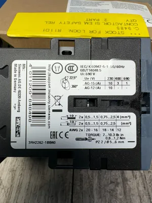 SIEMENS 3RH2262-1BB40 Electrical/PLC/Automation | ESS Industrial Equipment Sales (6)