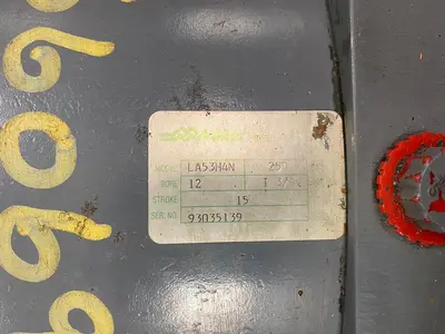 New | in-Stock MILLER LA53H4N Cylinders | Surplus Asset Holdings #1207023