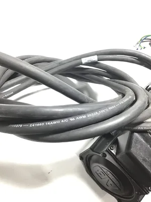 Allen-Bradley MPL-A430P-SJ22AA Inverter Duty AC Servo Motor 3PH