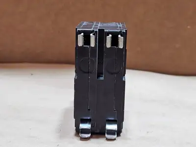 Used SQUARE D QOB260 Switchgears British Columbia CA | Lenmark #1438457