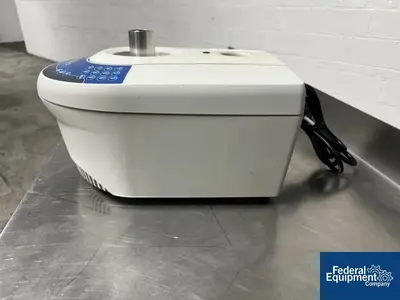 USED CEM CEM Discover Microwave Synthesizer, Model 908005
