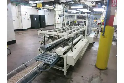 Elliot case erector w/ 9.5' x 7' Feed, 460V, 3 Ph