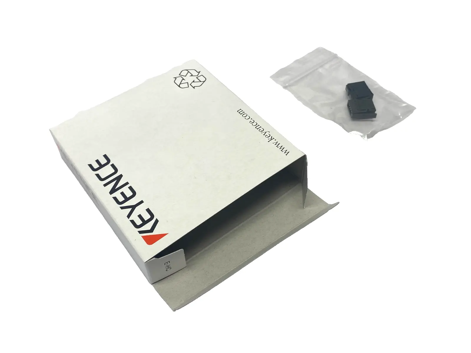New | in-Stock KEYENCE Connector Set for Laser Sensor Head Connection SET OF 2 Connector Accessories Michigan US | Maverick Industrial Sales #1391701