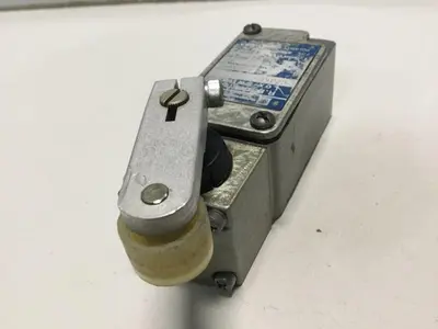 USED TELEMECANIQUE C2JK05