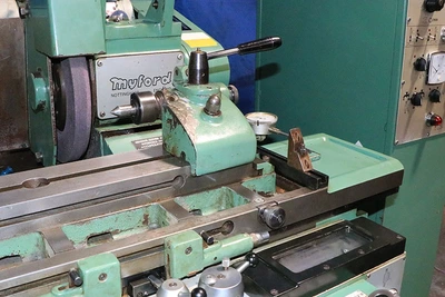 USED 1990 Myford MG12-HPM, NEW 1990, HYD. TABLE, AUTO INFEED,