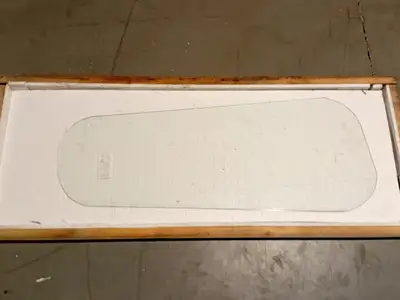 Windshield Vehicular 992G Front QTR RH & LH