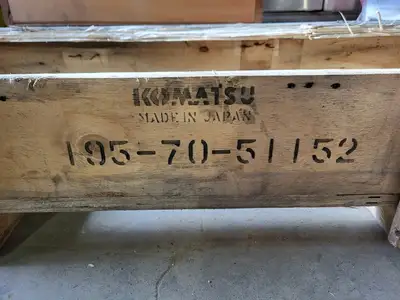 NEW KOMATSU 195-70-51152