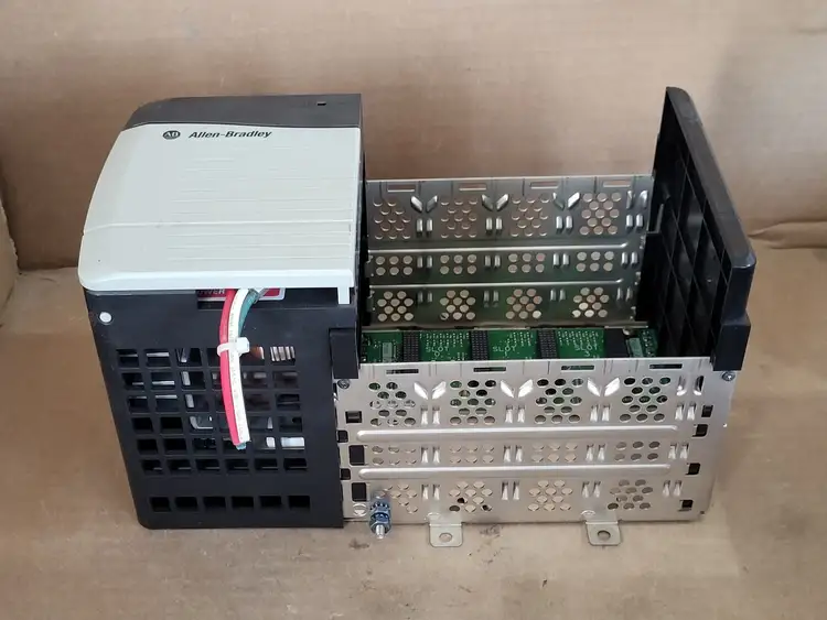 Used ALLEN-BRADLEY 1756-A4/B Misc Electrical & Power Parts British Columbia CA | Lenmark #836111