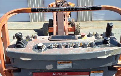 USED 2013 JLG M600JP