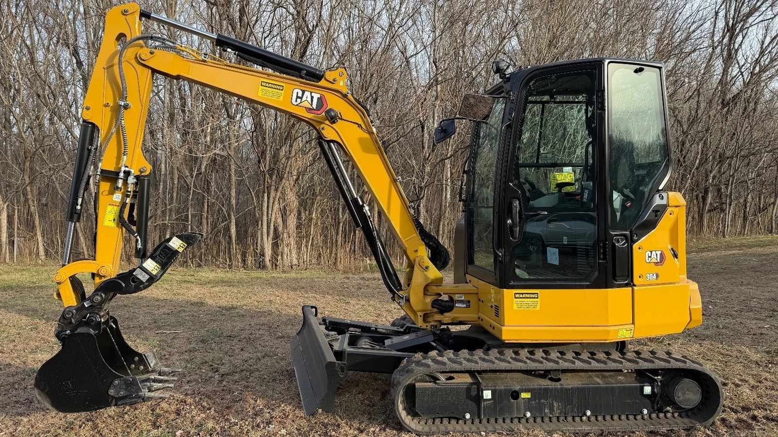 USED 2025 Caterpillar 304