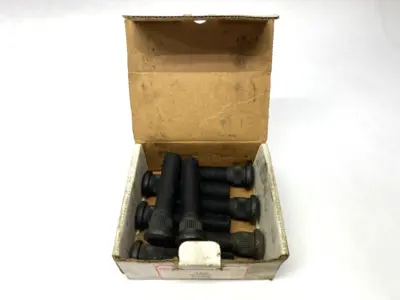 USED SIRCO METRIC WHEEL STUD REPLACES E-6035 PACKAGE OF 8