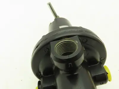 Watts FluidAir R119-06D/M2 Pneumatic Air Pressure Regulator 3/8" NPT 0-125 PSI