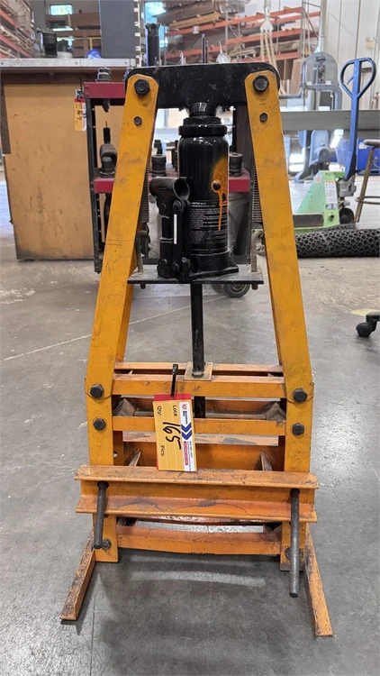 Used HUSKY _UNKNOWN_ Hydraulic Presses California US | MachineryMax #1763025