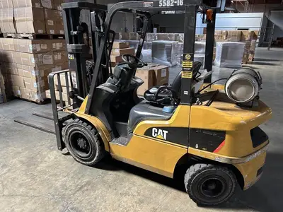 USED 2013 CATERPILLAR 2P6000