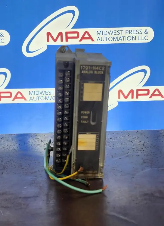Used ALLEN-BRADLEY 1791-N4C2 PLC Input & Output Michigan US | Midwest Press and Automation #622308