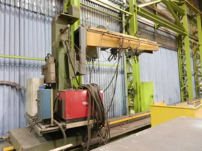 USED DOUBLE HEAD LINCOLN WELDING DERRICK 30 000 MM LENGTH