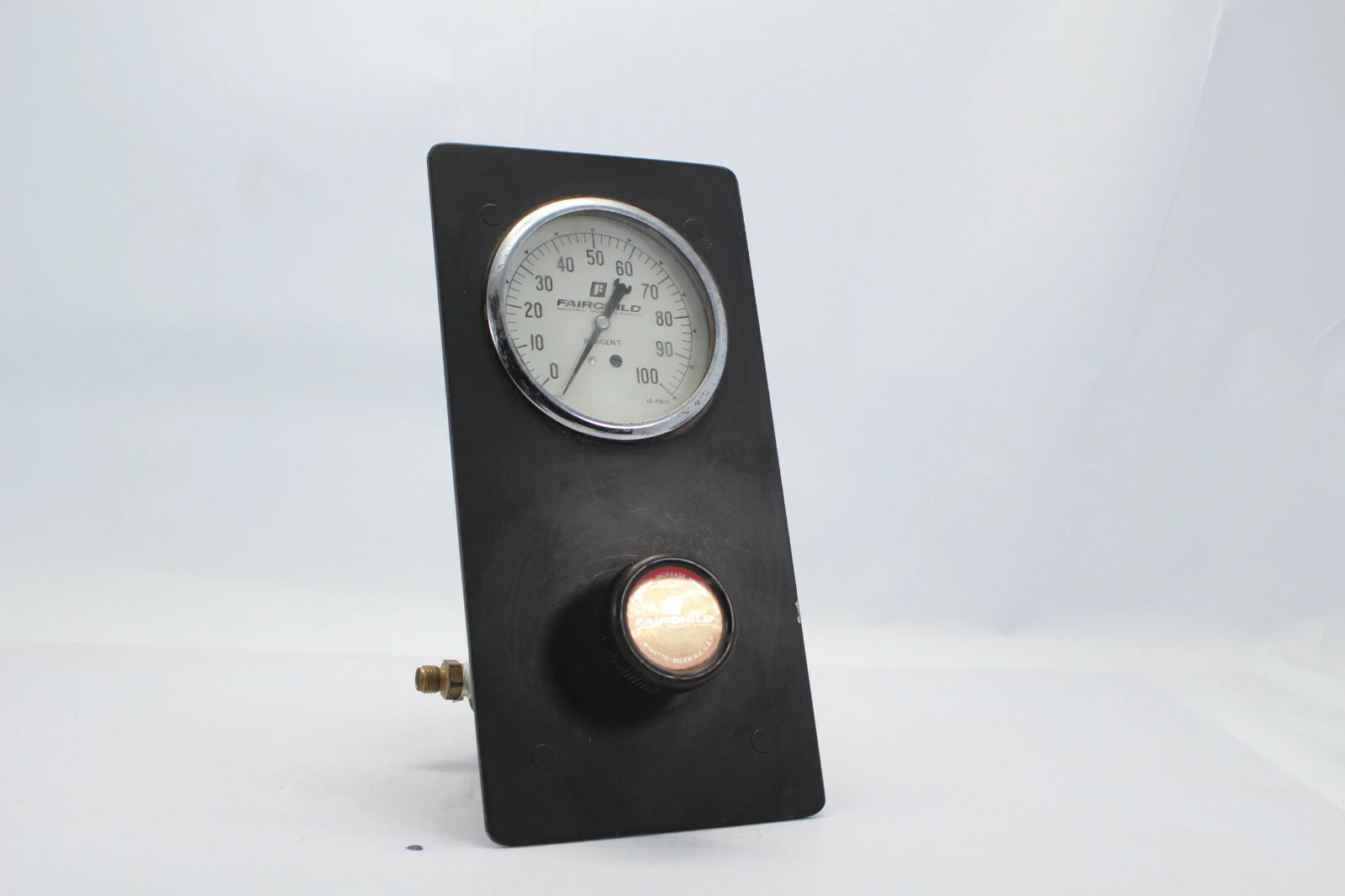 Used Fairchild PL10-10-R-15-15 Air Pressure Regulators California US | Davliegogo LLC #1705261