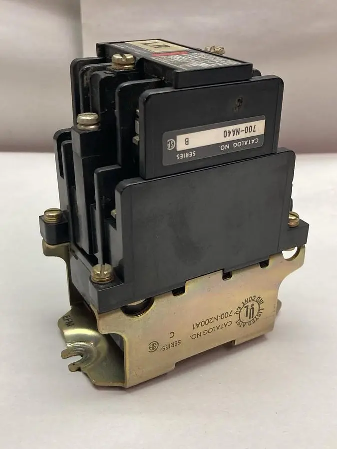 Used ALLEN-BRADLEY 700-N200A1 Miscellaneous Equipment (Electrical & Power) Ohio US | Surplus Asset Holdings #1240704