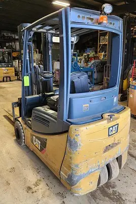 USED 2015 CATERPILLAR 2ET4000