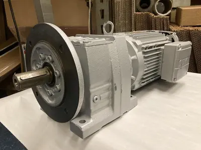 Used SEW-EURODRIVE R47F DRN90L4 Gearmotors | Surplus Asset Holdings #1227066