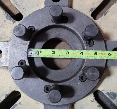 D1-6 LATHE FACE PLATE – 22” OVERALL DIAMETER, 2-1/2” THROUGH HOLE, D1-6 MOUNT, 6 PINS