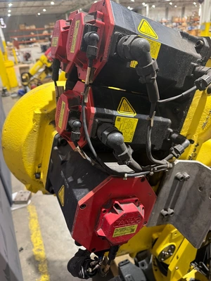 USED 2016 FANUC R-2000IB/210F + R30IB