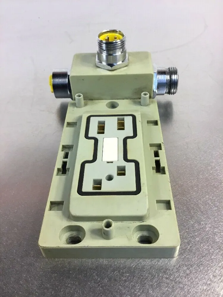ALLEN BRADLEY 1792D-CB18P SER. B ARMOR BLOCK MAXUM REV. B01. 3D-8