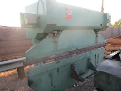 60 Ton, HJO, hydraulic press brake, 10' overall, motorized ram