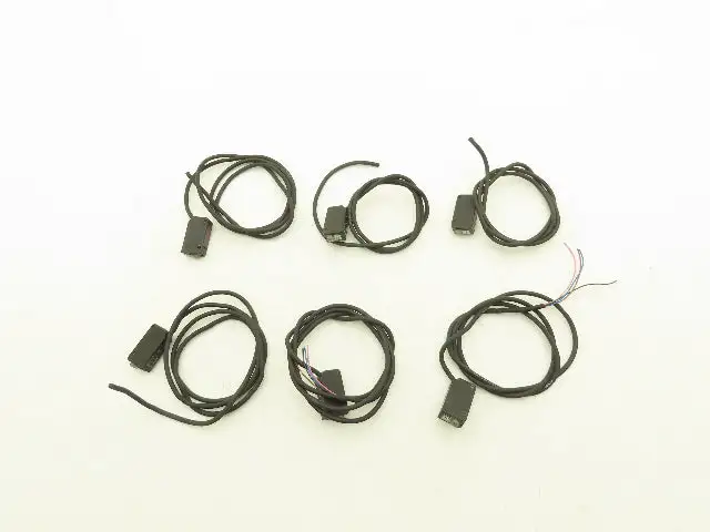 Keyence PZ-M61 Photoelectric Sensor 12-24vDC NPN Lot of 6