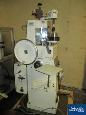 USED Korsch Korsch PH 106 - DMS Tablet Press, 6 Station