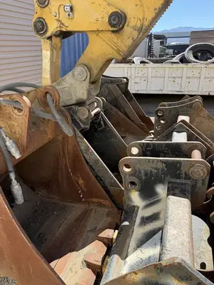 USED 2014 CATERPILLAR 450F