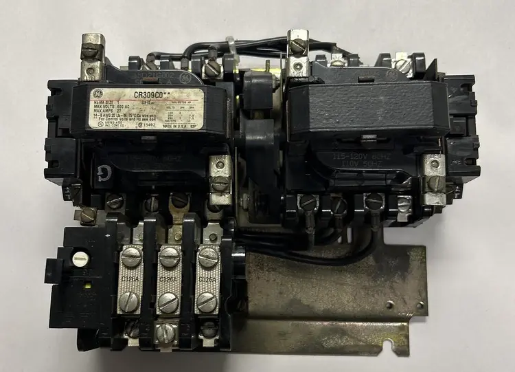 Used GE CR309C0 Starters | Surplus Asset Holdings #1204307