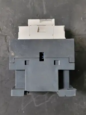 USED SCHNEIDER ELECTRIC LC1D12G7
